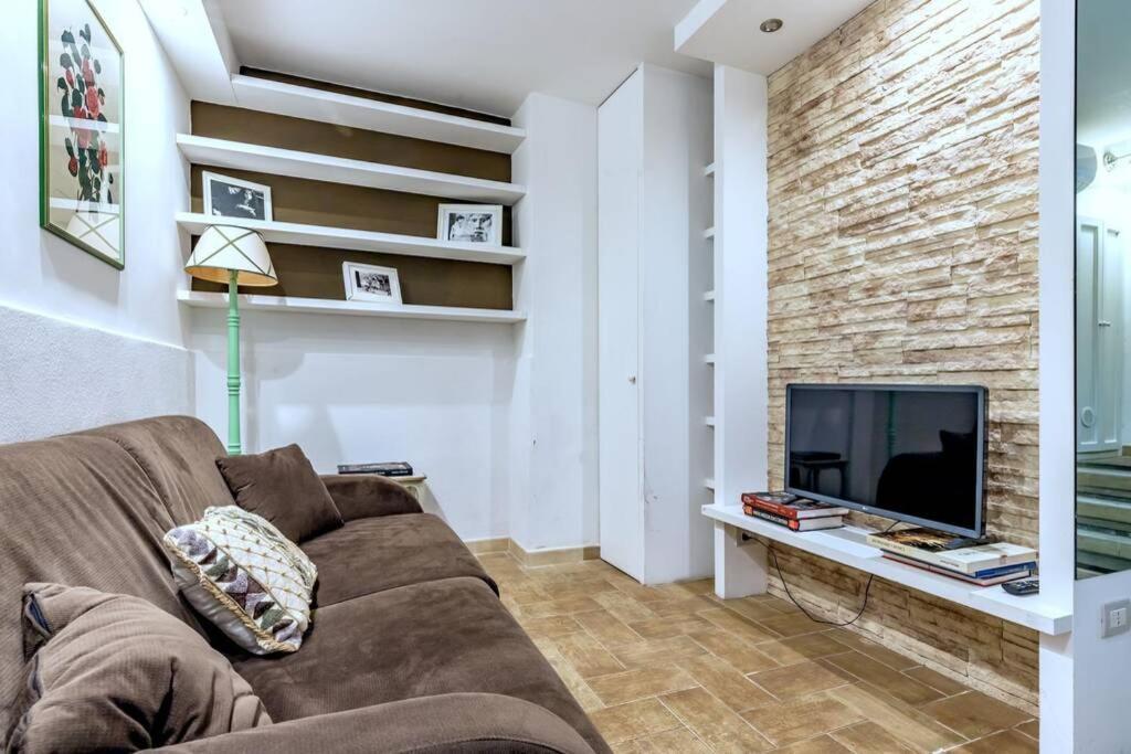 Lovely Apartment Ground Floor Colosseo Wi-Fi Ac Rzym Zewnętrze zdjęcie